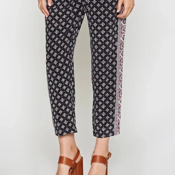 Joie Silk Cropped Deidre B Pant - Picture 2 of 8